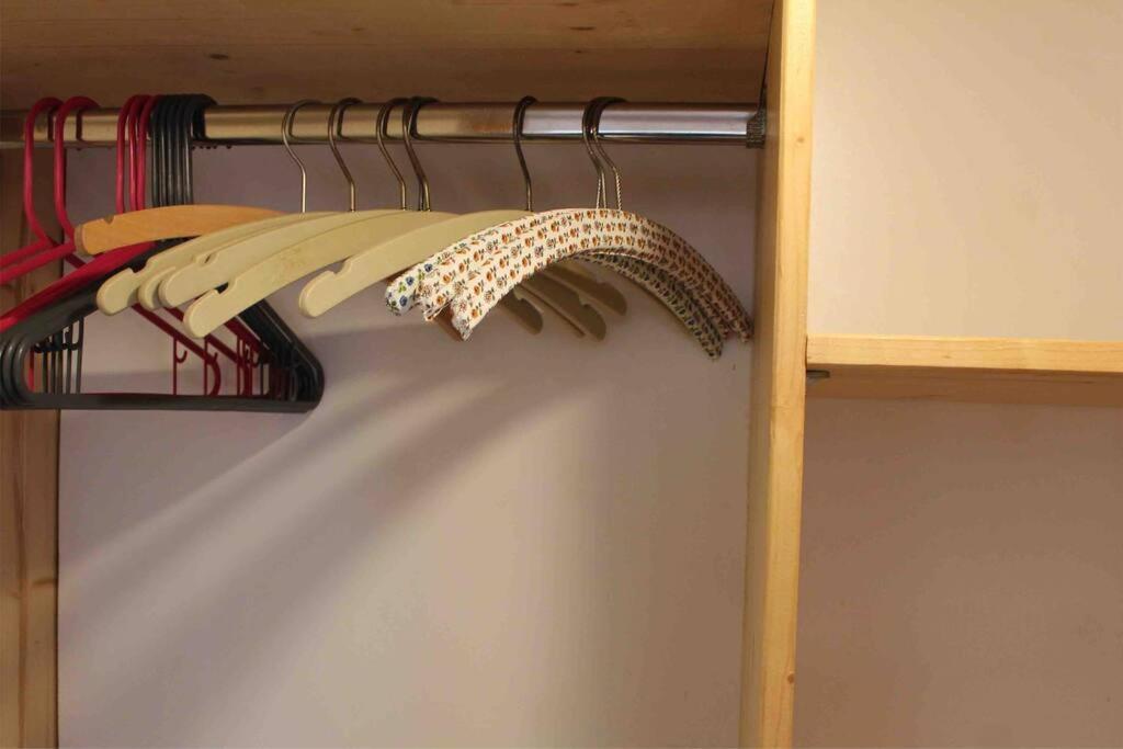 Ruhige Dachgeschosswohnung Seelze ภายนอก รูปภาพ