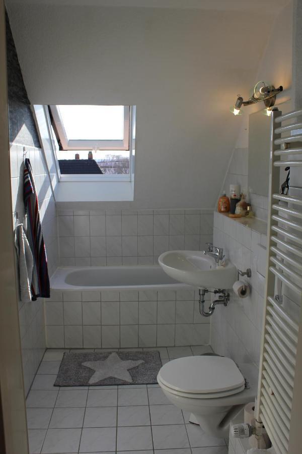 Ruhige Dachgeschosswohnung Seelze ภายนอก รูปภาพ